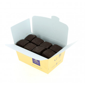 Le Breton garni de 345g de Chocolats Léonidas. Le Breton garni de 345g de Chocolats Léonidas.