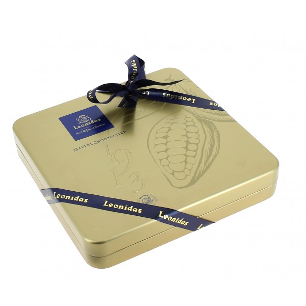 Coffret Héritage doré et ses 290g de Chocolats Léonidas.