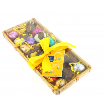 Mini ferme de Pâques garnie de 200 g de chocolats Leonidas 2