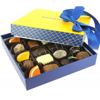 Coffret "Estival garni de 330 g de chocolats Leonidas