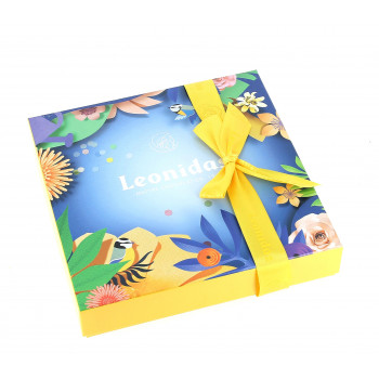 Coffret passion garni de 300 g de chocolats Leonidas