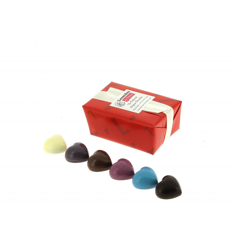 Mini ballotin garni de 130 g de petits cœurs en chocolat Leonidas