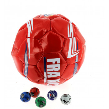 Ballon de foot garni de 280 g de Chocolats Leonidas